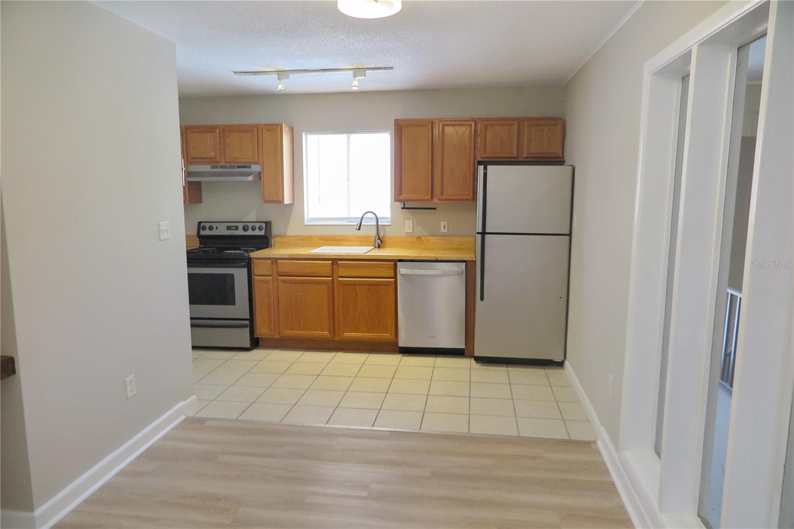 HAWTHORNE RESERVE - Residential