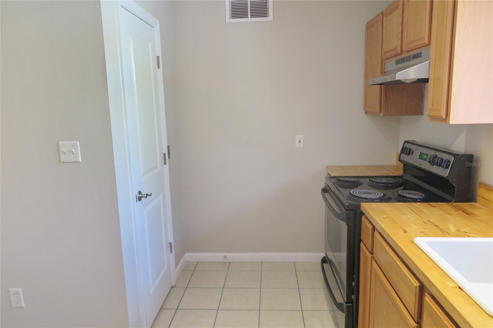 HAWTHORNE RESERVE - Residential