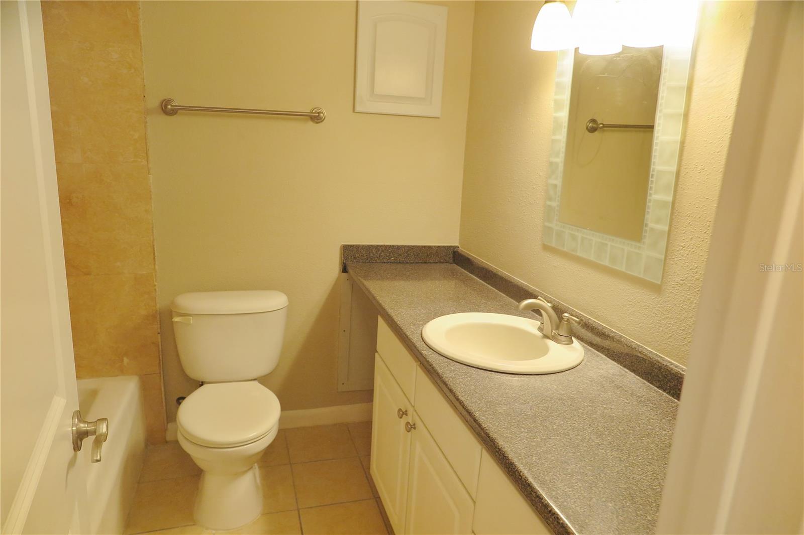 HAWTHORNE RESERVE - Residential