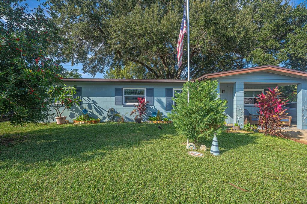 Photo of 6016 Tavendale Drive, Orlando, FL 32809 (MLS # O6363533)