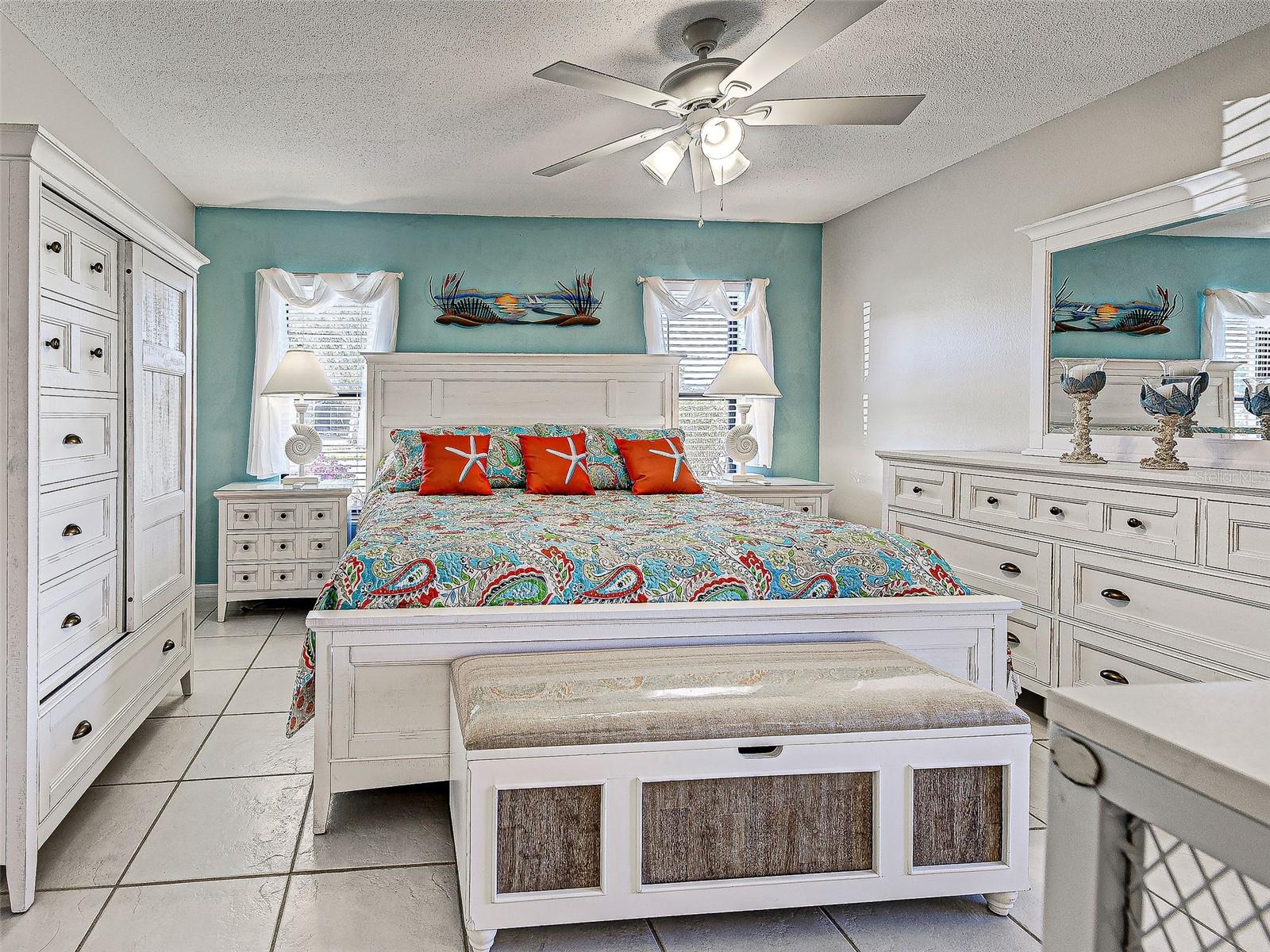 VIVIENDA WEST - Residential