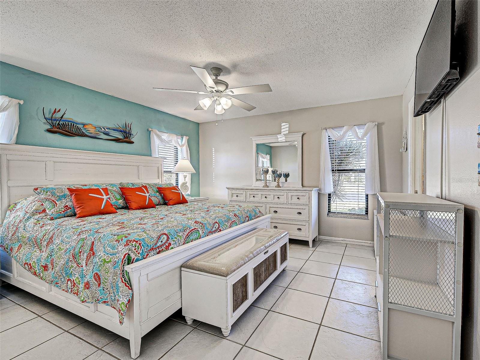 VIVIENDA WEST - Residential