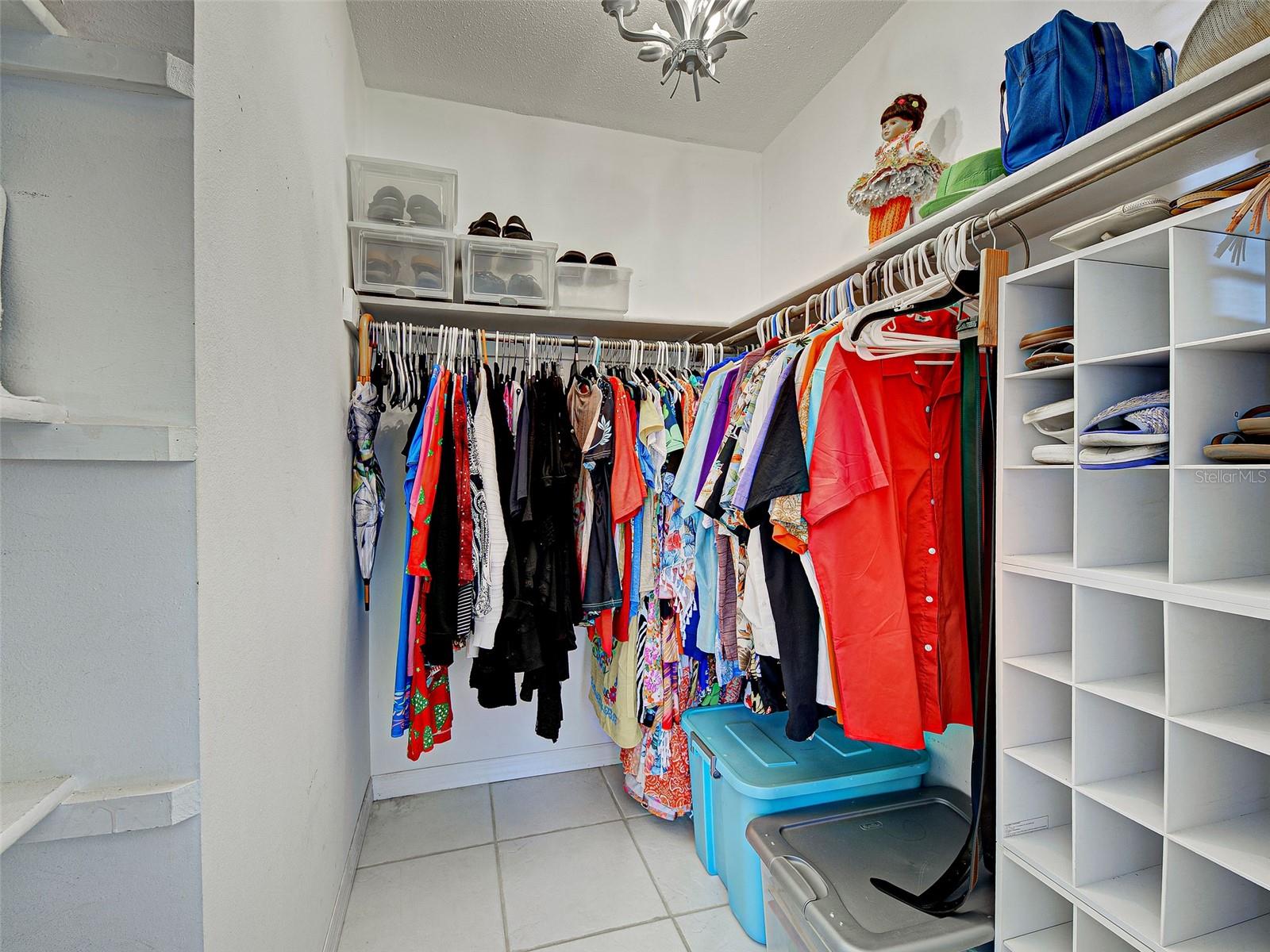 VIVIENDA WEST - Residential