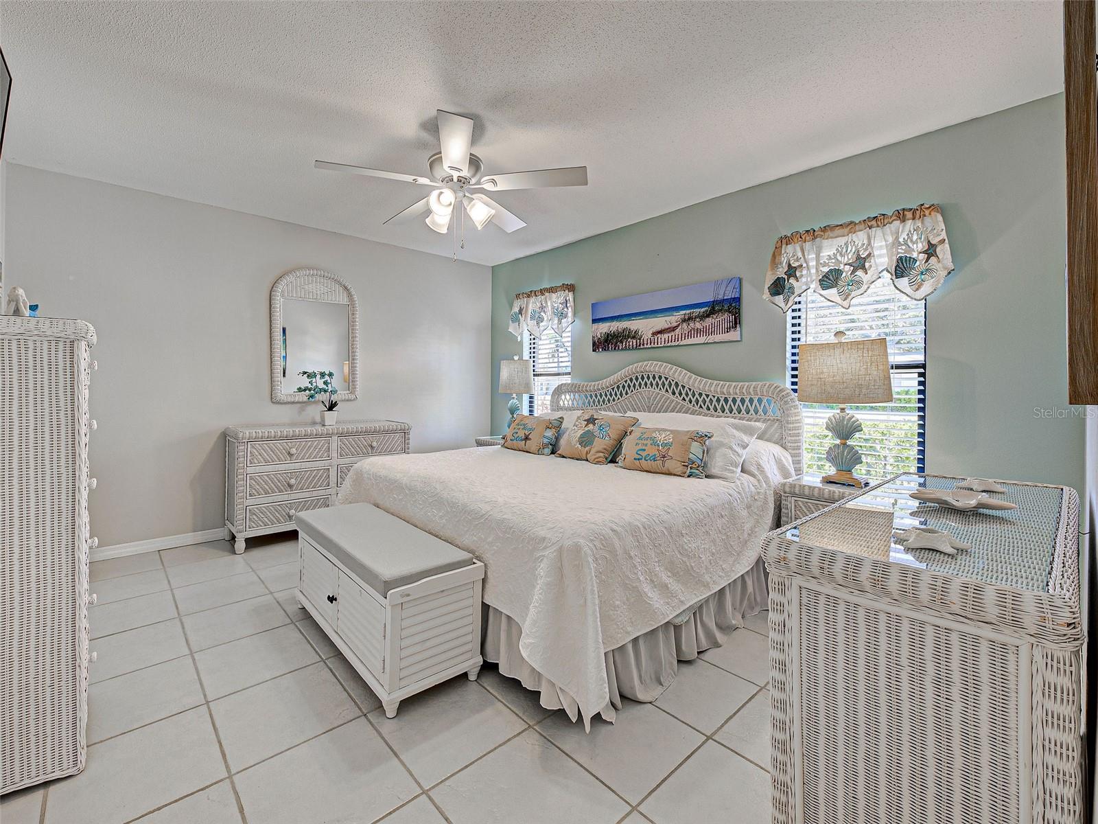 VIVIENDA WEST - Residential