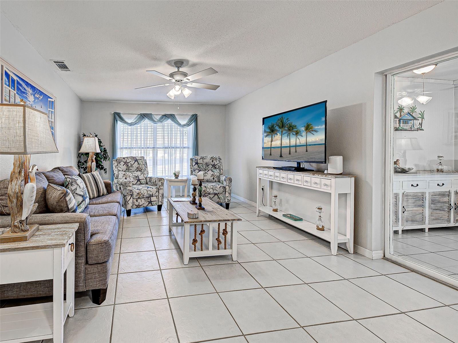 VIVIENDA WEST - Residential