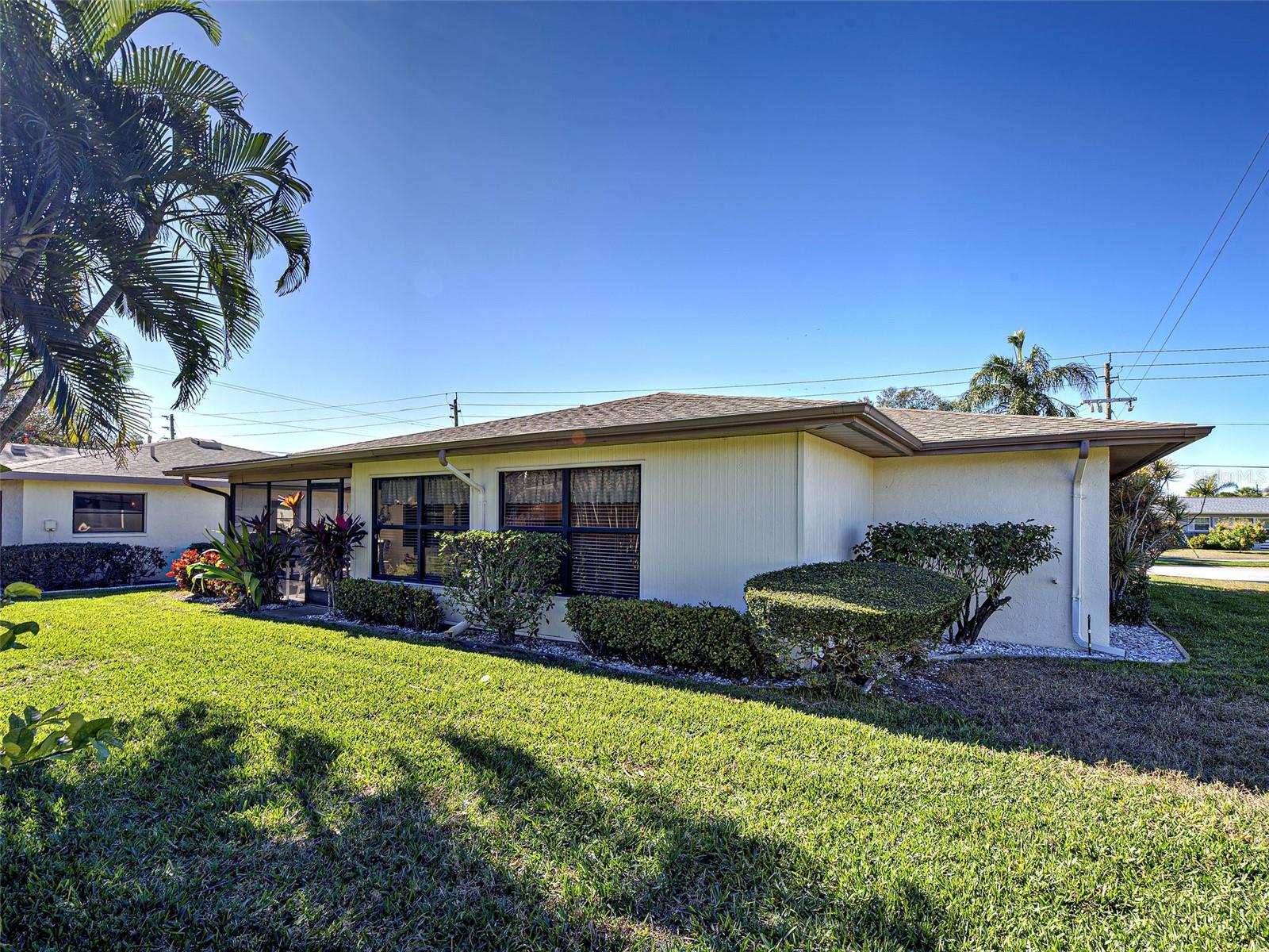 VIVIENDA WEST - Residential