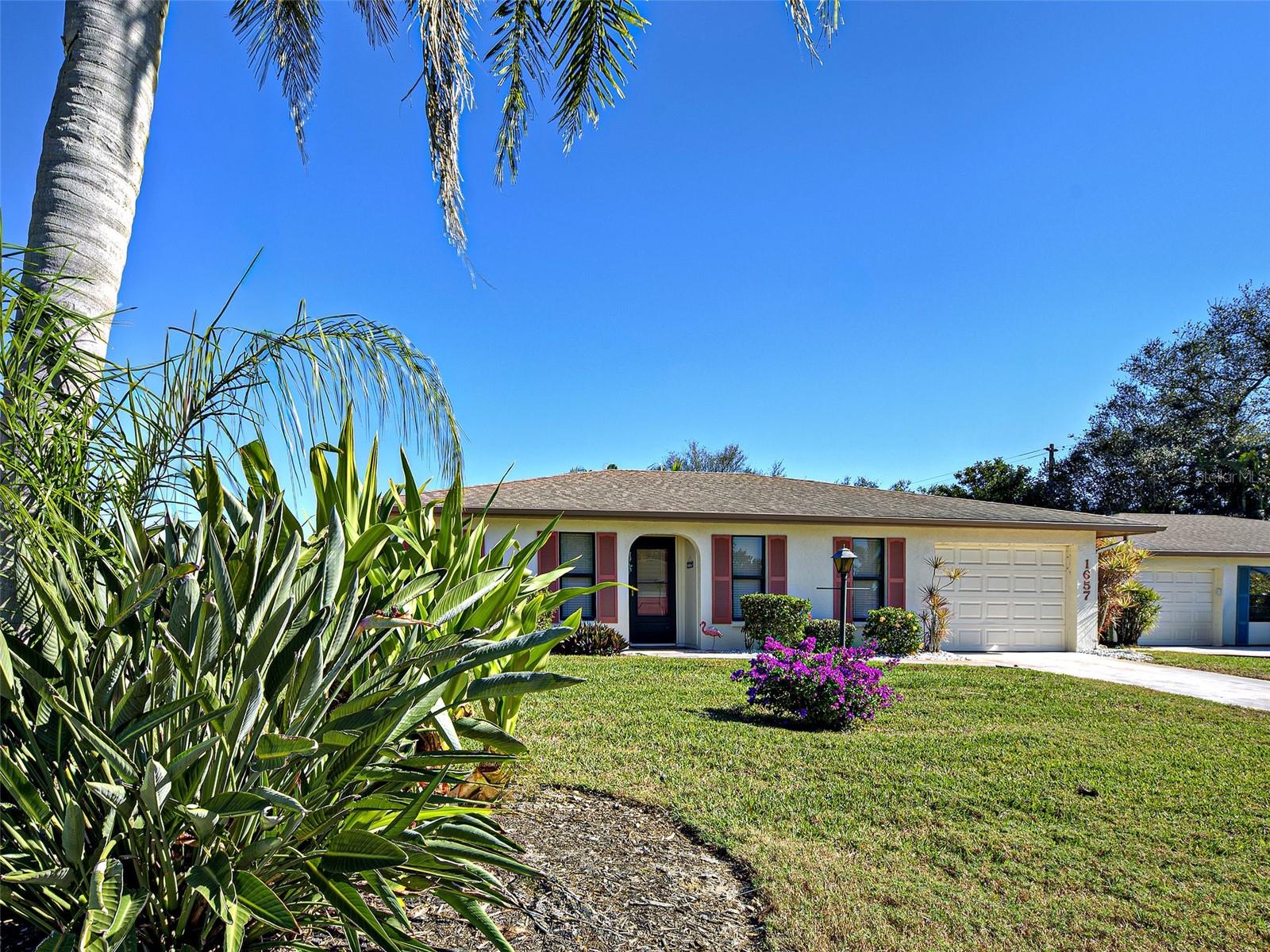 VIVIENDA WEST - Residential