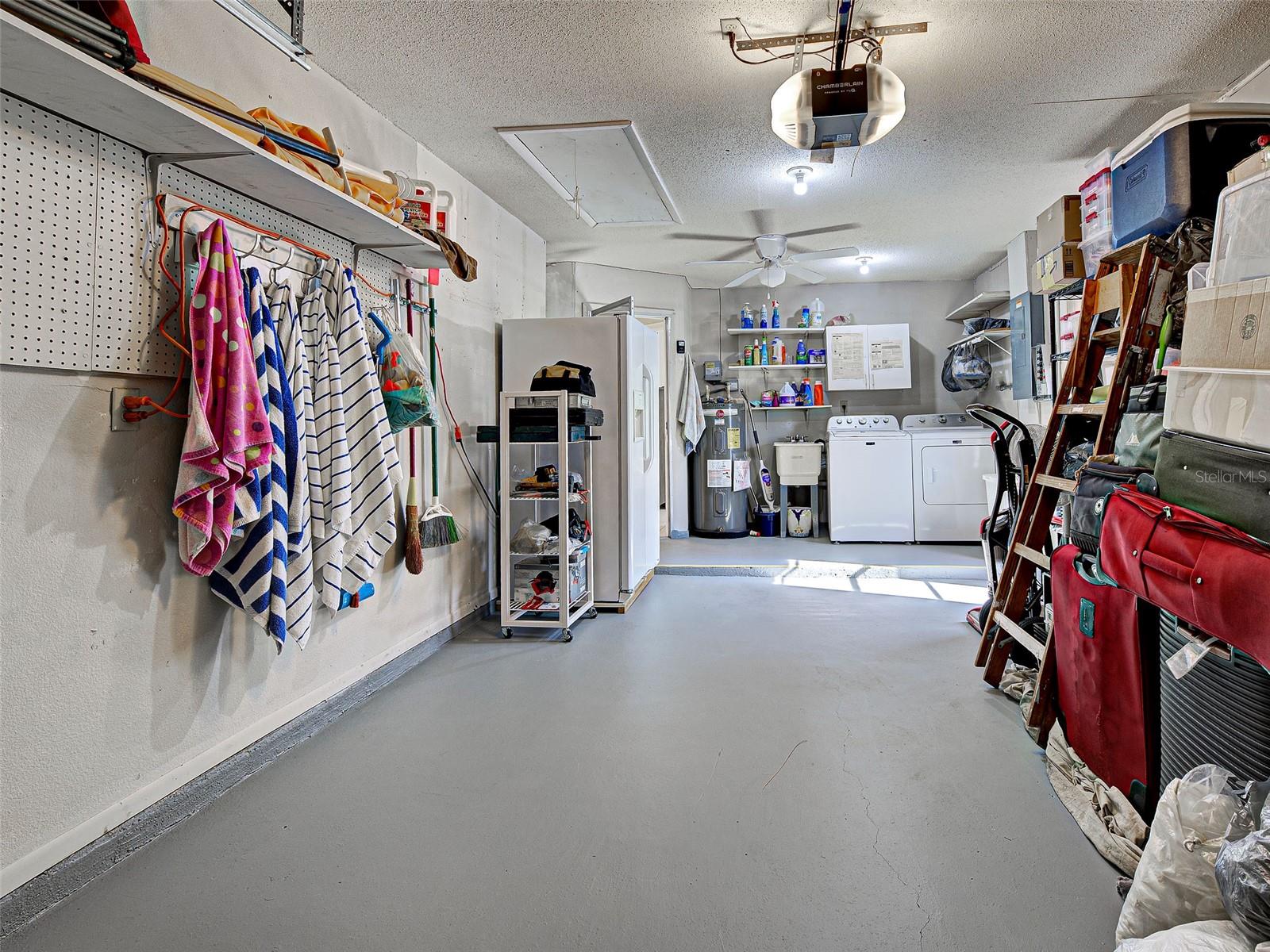 VIVIENDA WEST - Residential