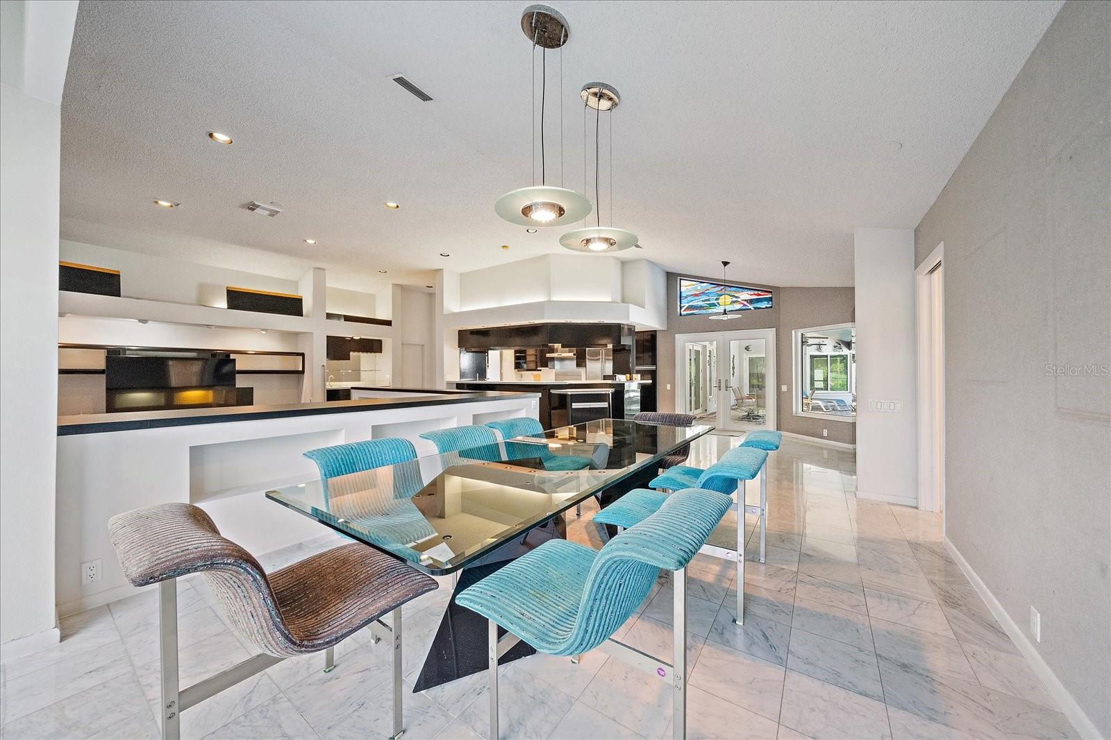 COUNTRY CLUB OF SARASOTA THE - Residential