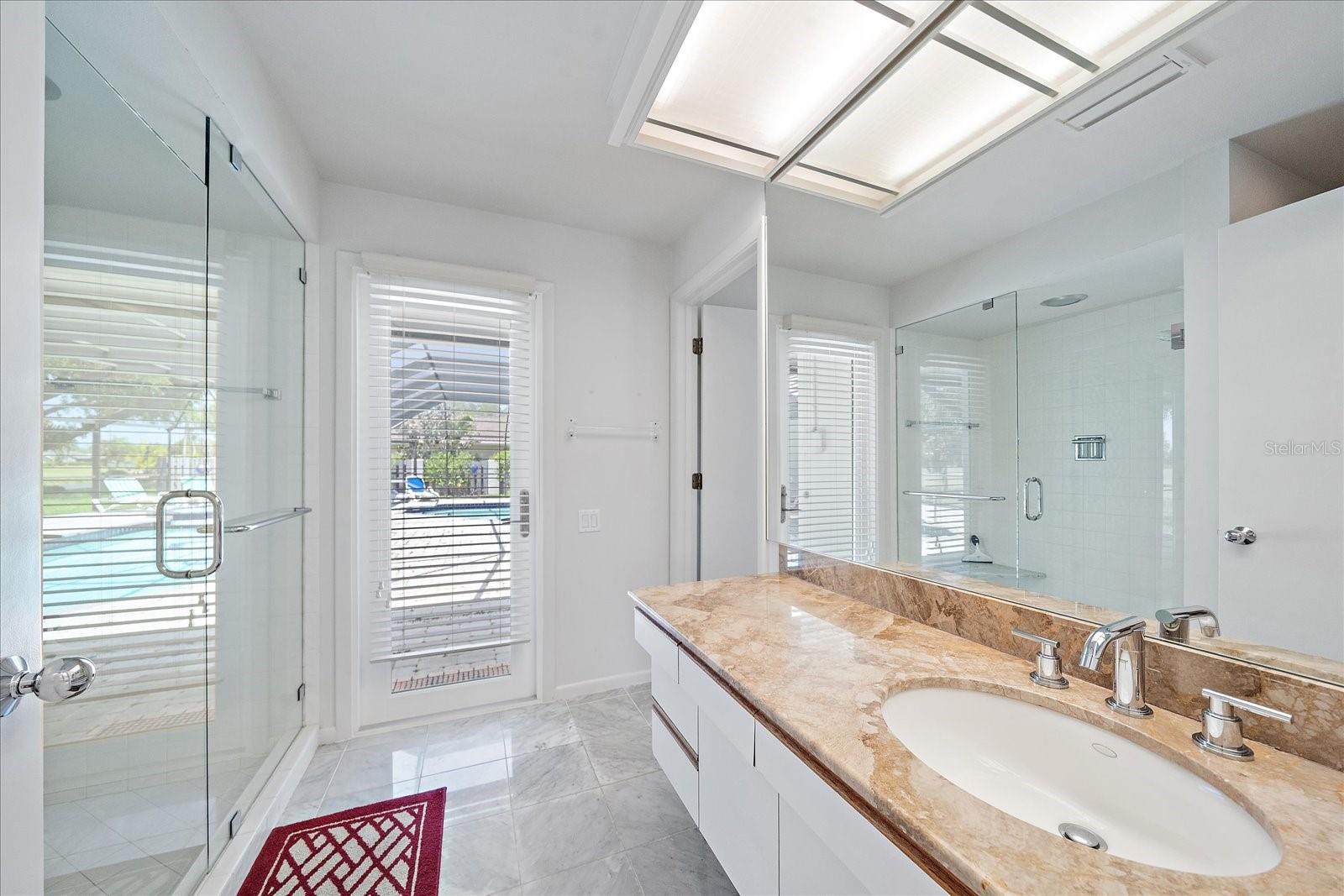 COUNTRY CLUB OF SARASOTA THE - Residential