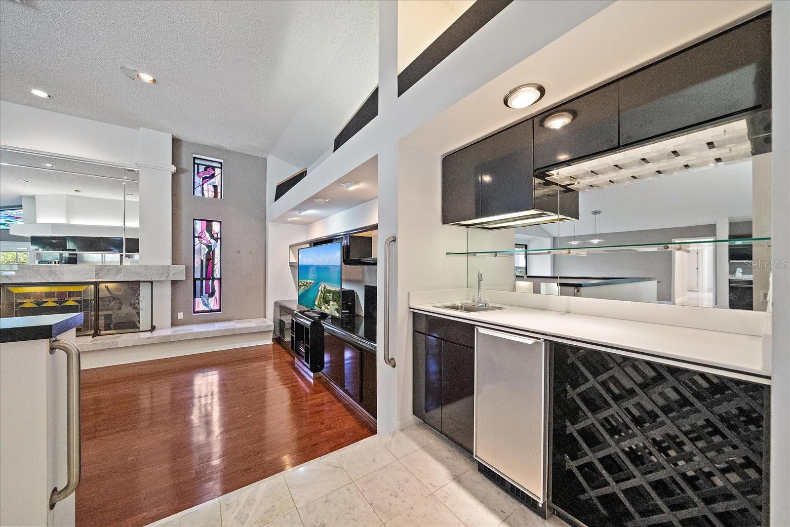 COUNTRY CLUB OF SARASOTA THE - Residential