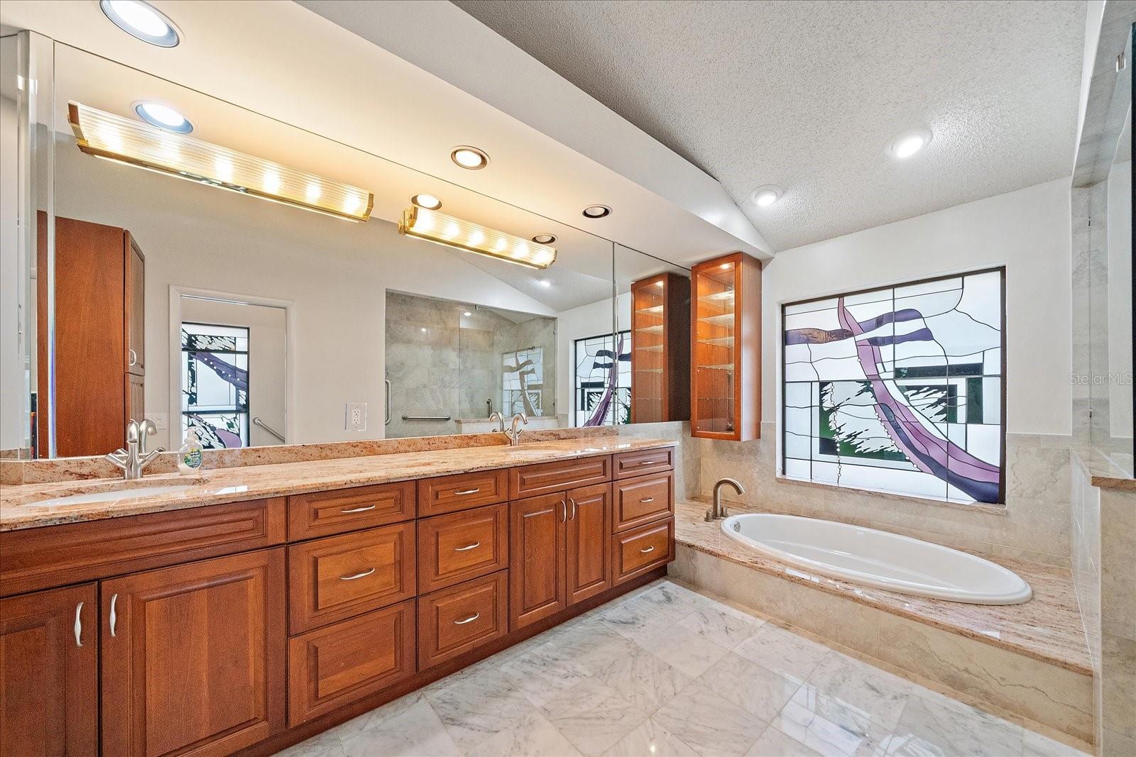 COUNTRY CLUB OF SARASOTA THE - Residential