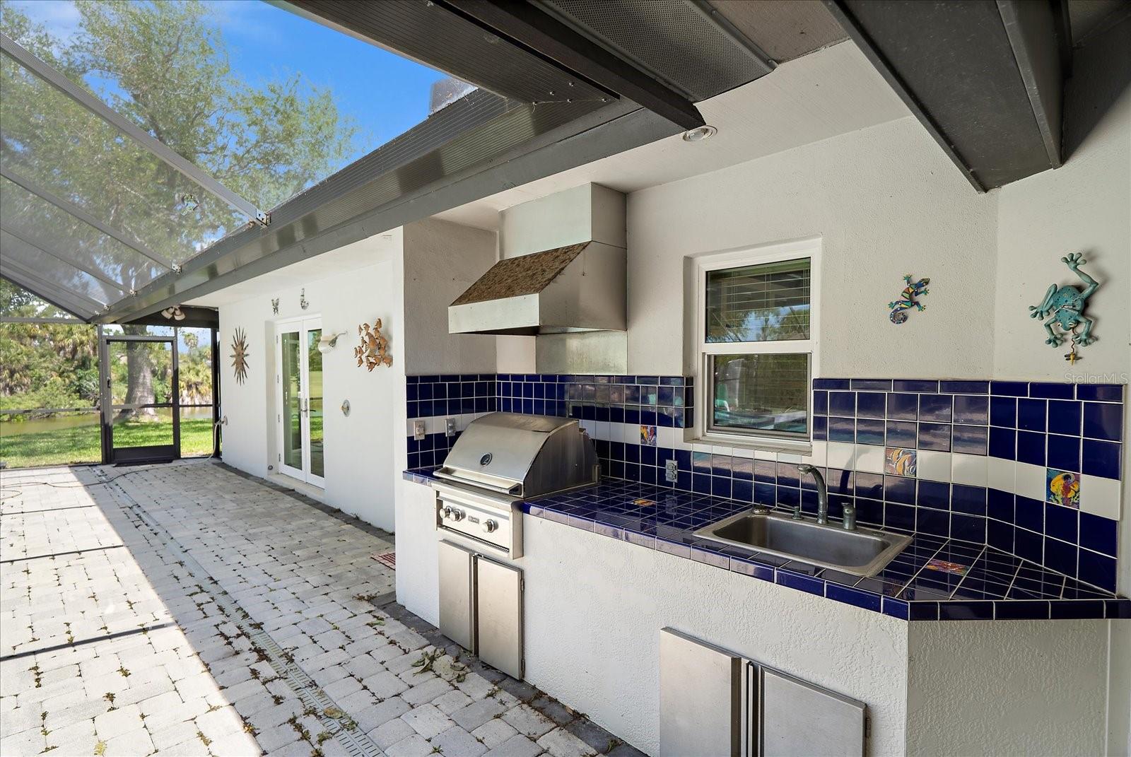 COUNTRY CLUB OF SARASOTA THE - Residential