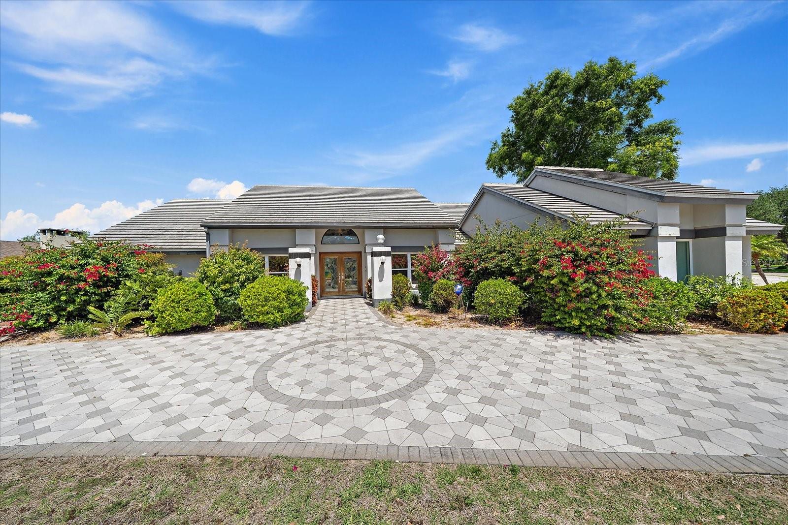 COUNTRY CLUB OF SARASOTA THE - Residential