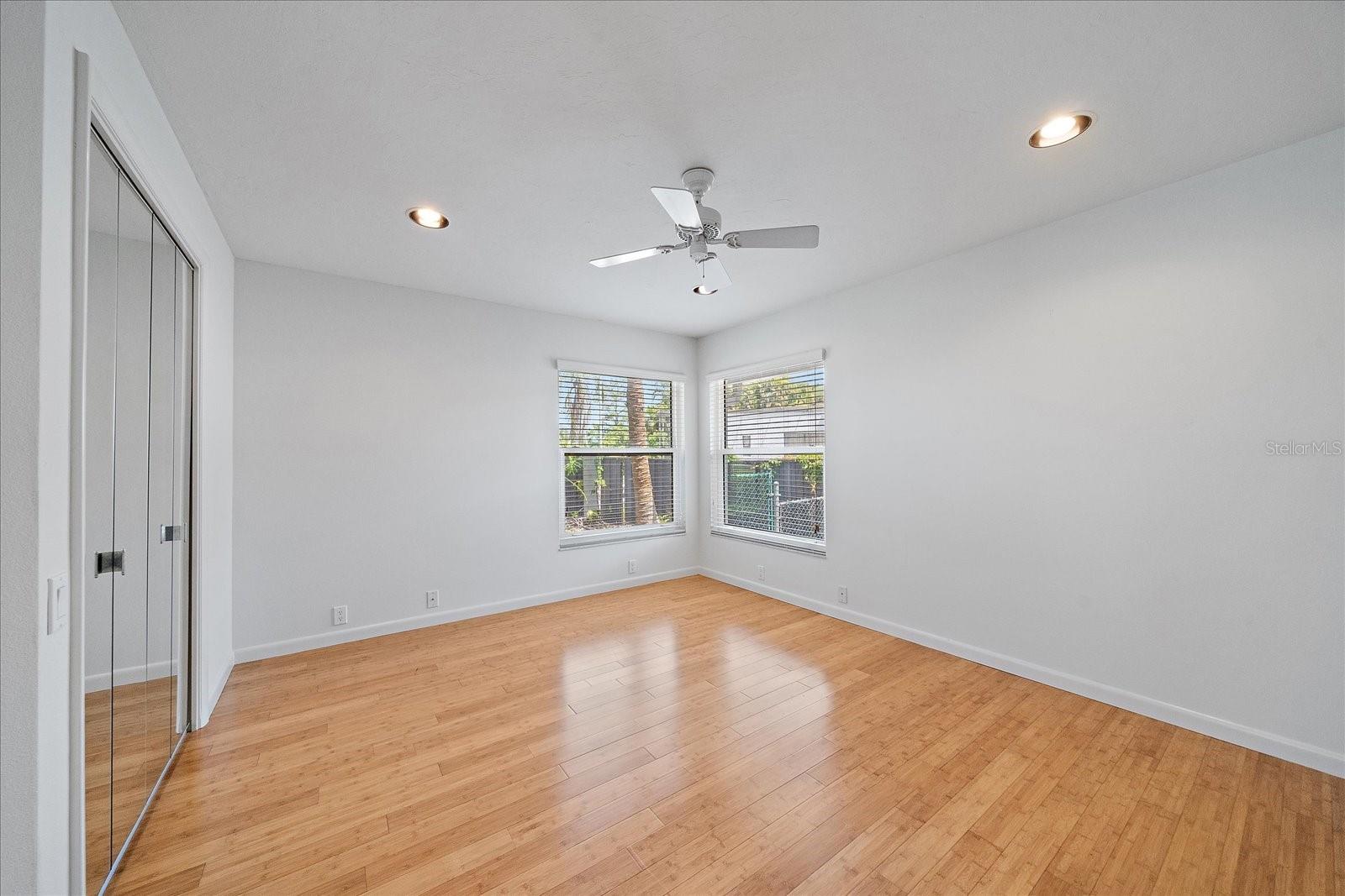 COUNTRY CLUB OF SARASOTA THE - Residential