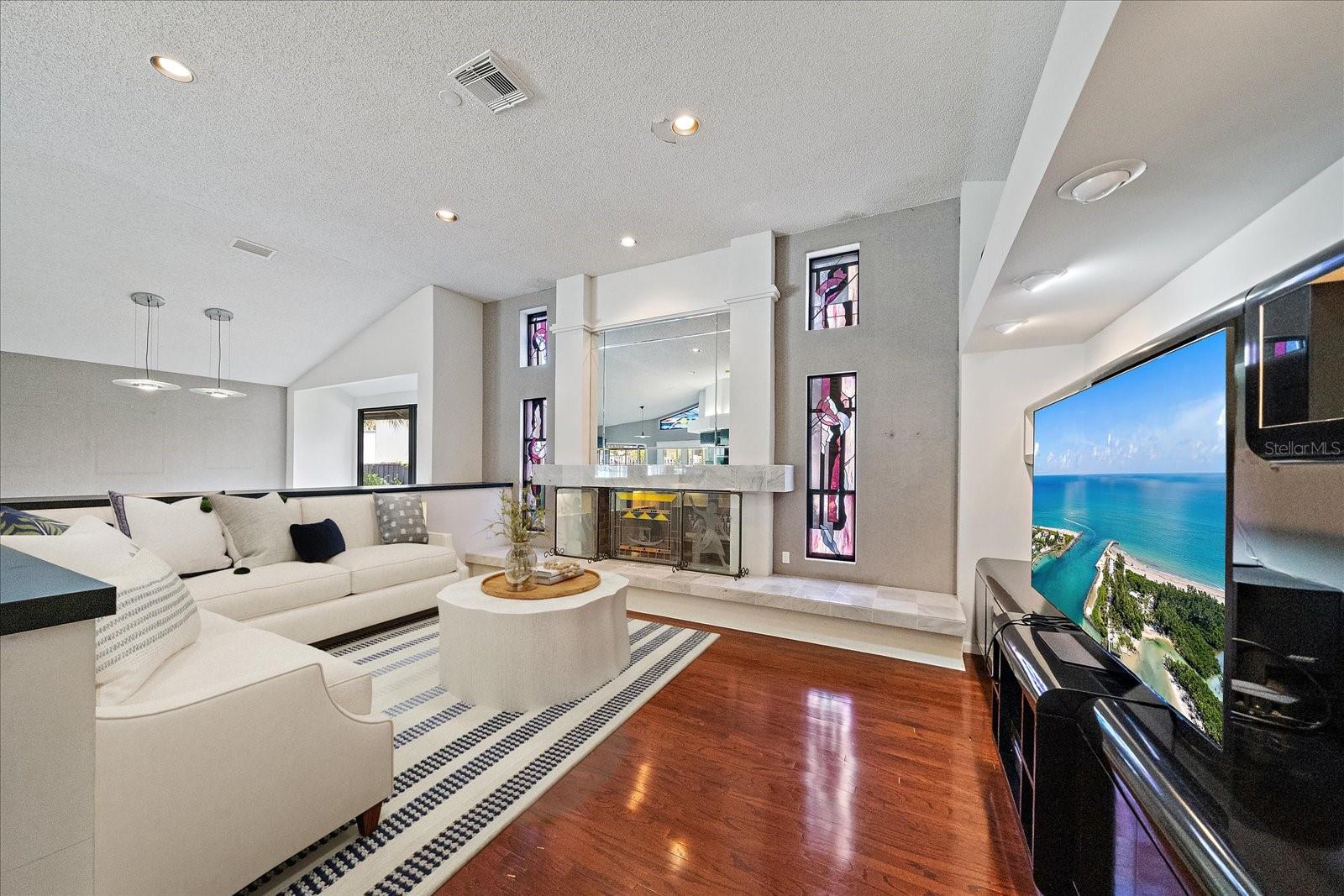 COUNTRY CLUB OF SARASOTA THE - Residential