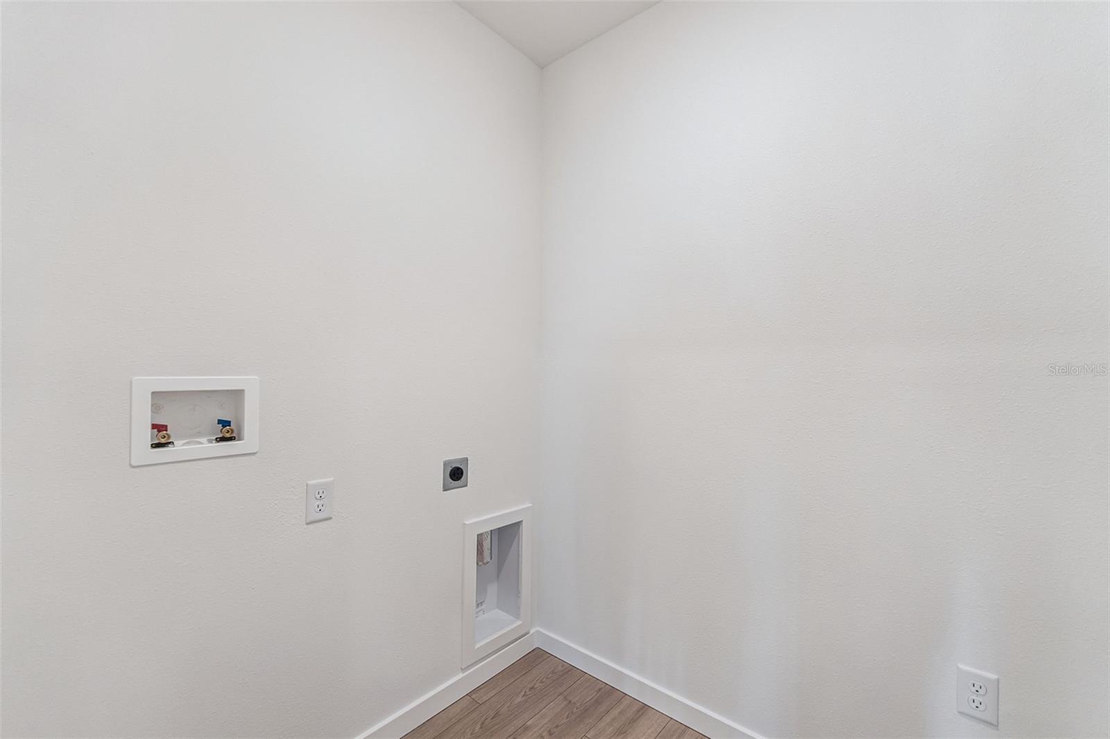 DELTONA LAKES UNIT 34 - Residential