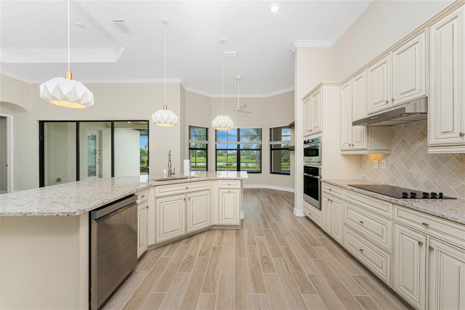 SARASOTA NATIONAL PH 8 - Residential