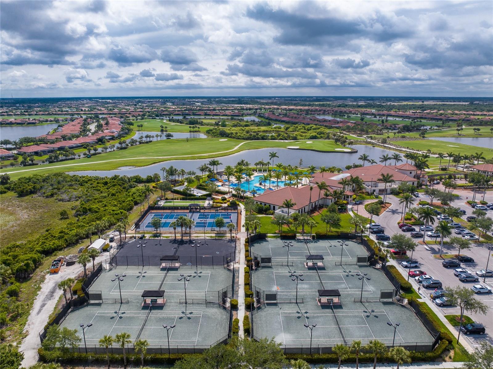 SARASOTA NATIONAL PH 8 - Residential