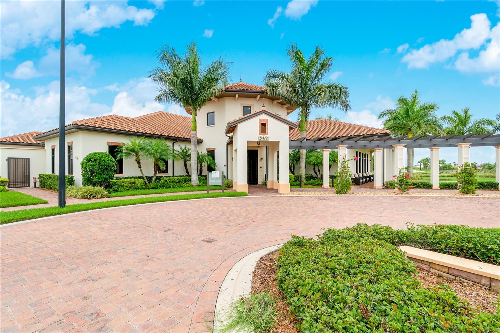 SARASOTA NATIONAL PH 8 - Residential