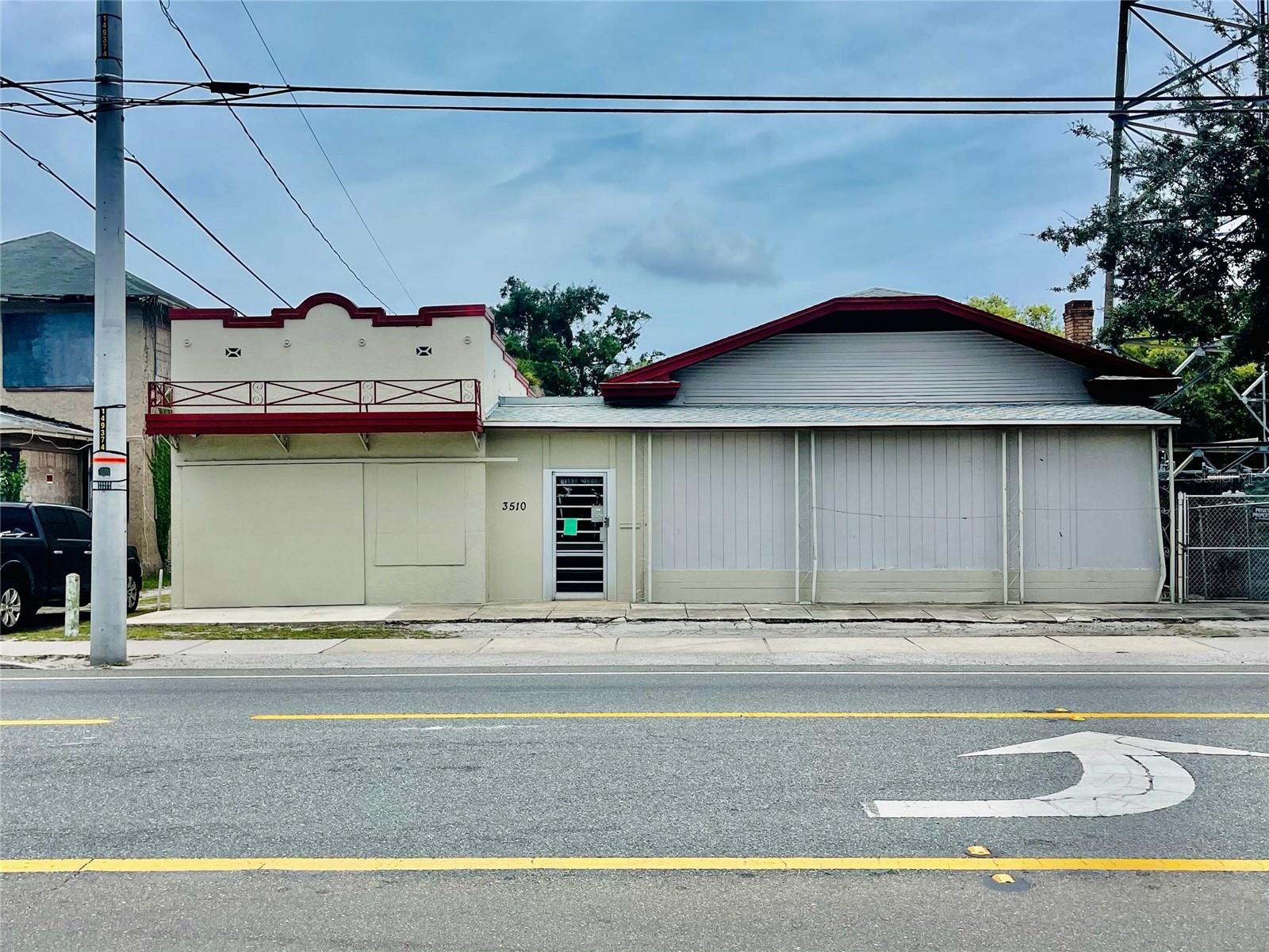 LA VERGNE SUB - Commercial Sale