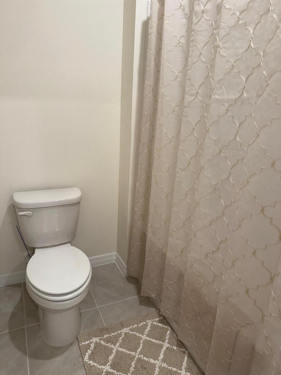 HAMMOCK RESERVE PH 4 - Residential Lease