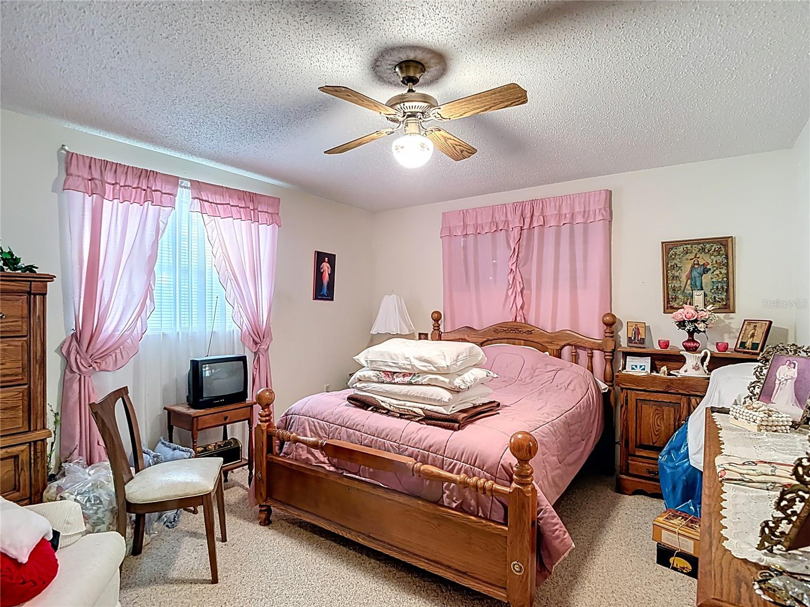 LAKEWOOD VILLAS - Residential