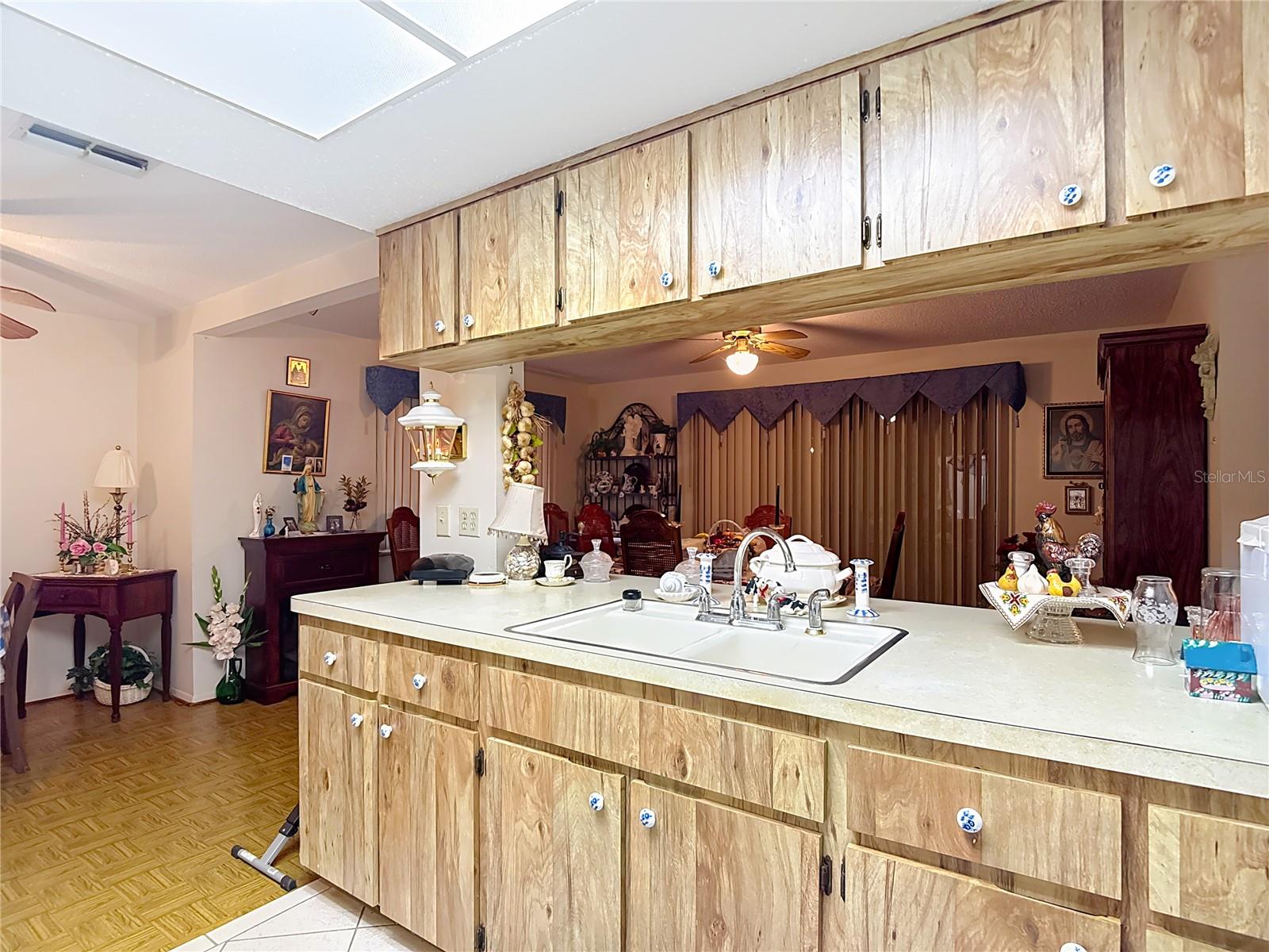 LAKEWOOD VILLAS - Residential