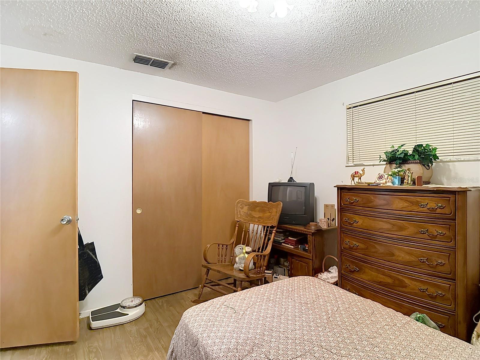 LAKEWOOD VILLAS - Residential