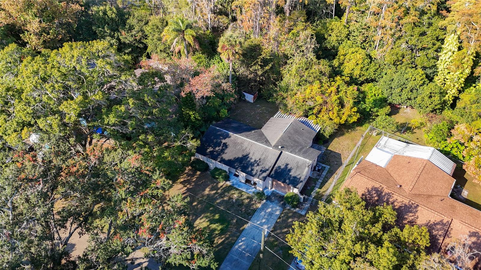 LAKEWOOD VILLAS - Residential