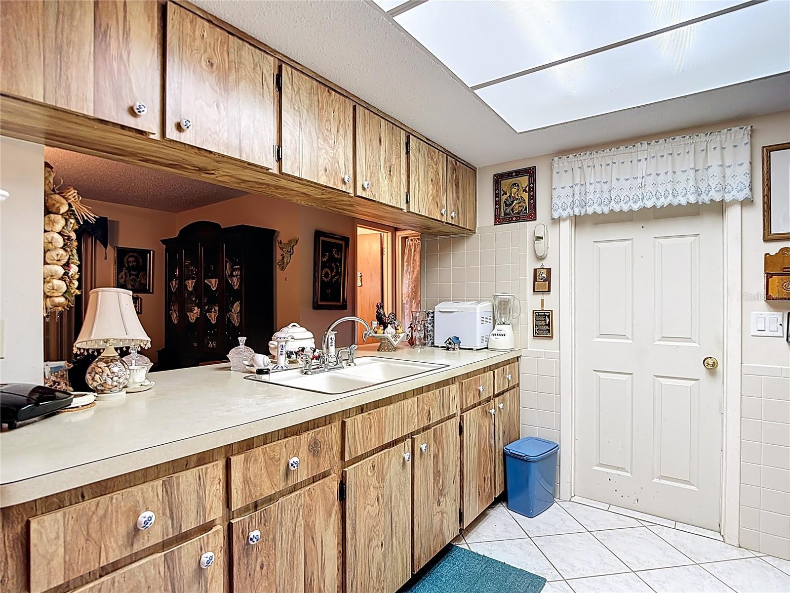 LAKEWOOD VILLAS - Residential