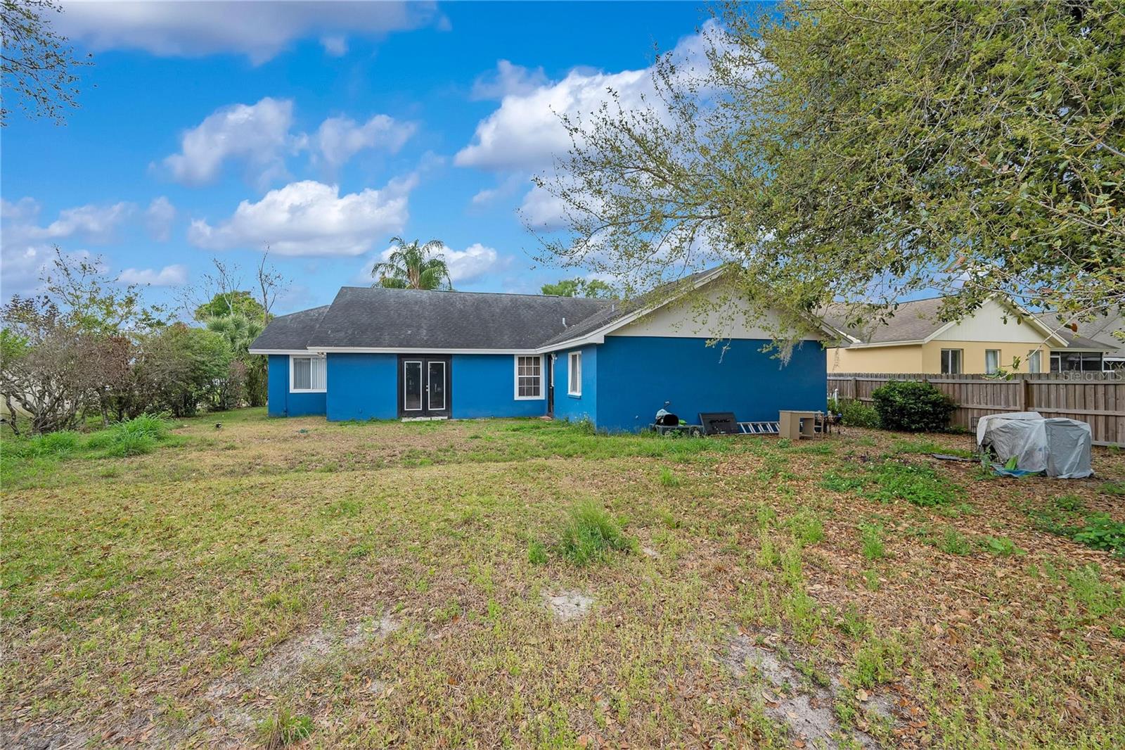 LITTLE LAKE ESTATES - Residential