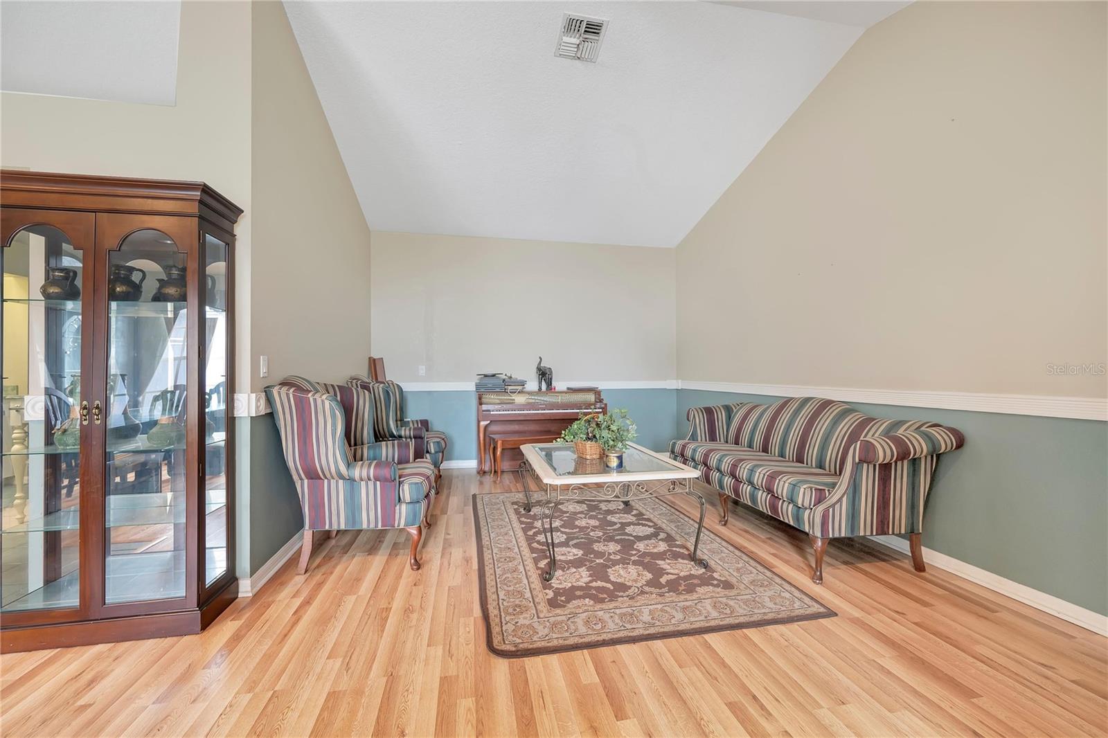 LITTLE LAKE ESTATES - Residential