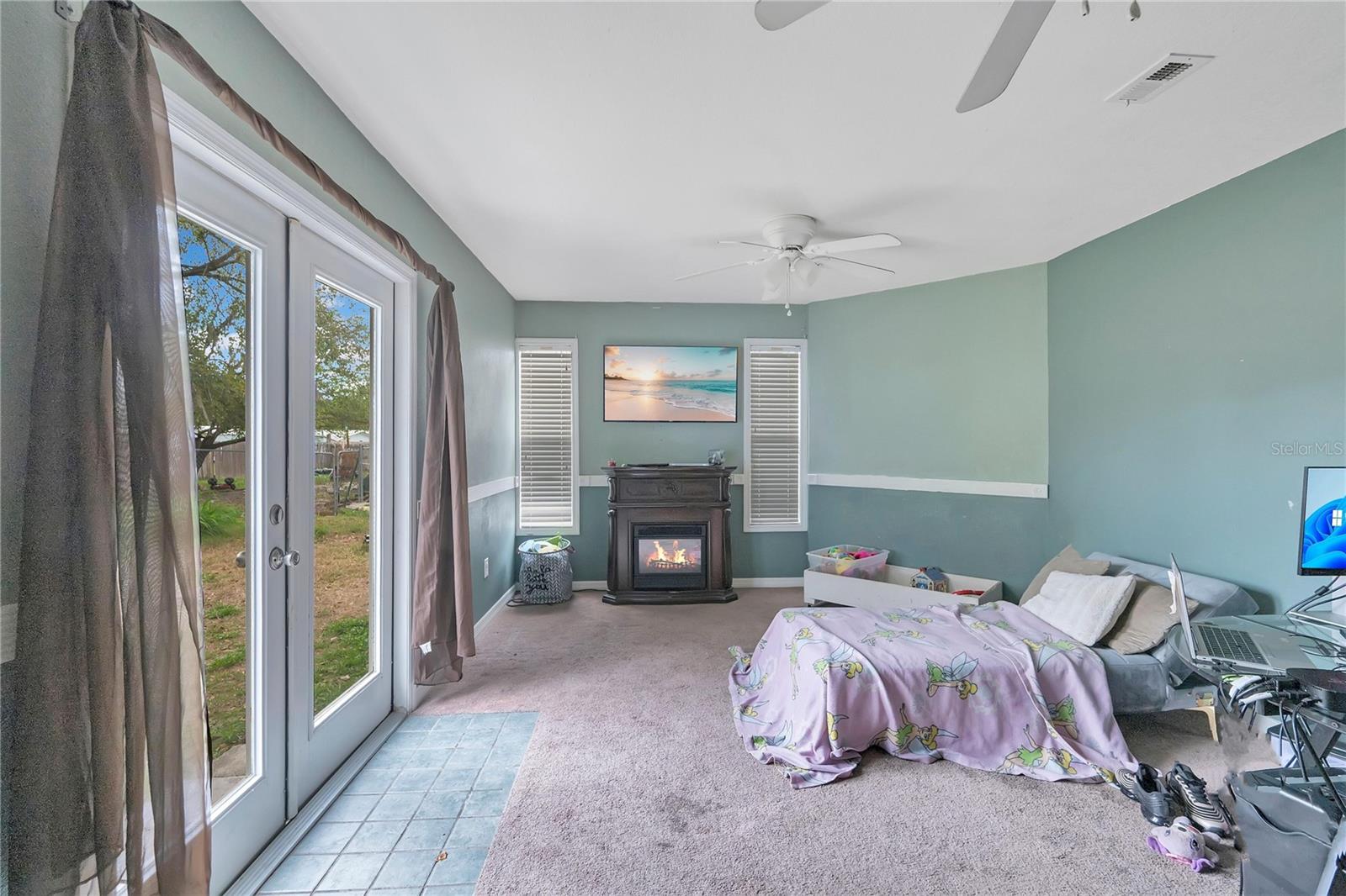 LITTLE LAKE ESTATES - Residential