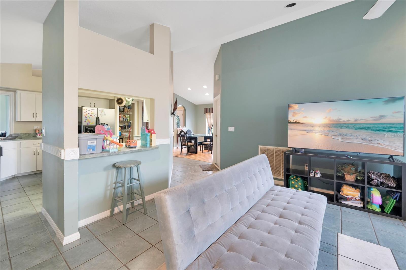 LITTLE LAKE ESTATES - Residential