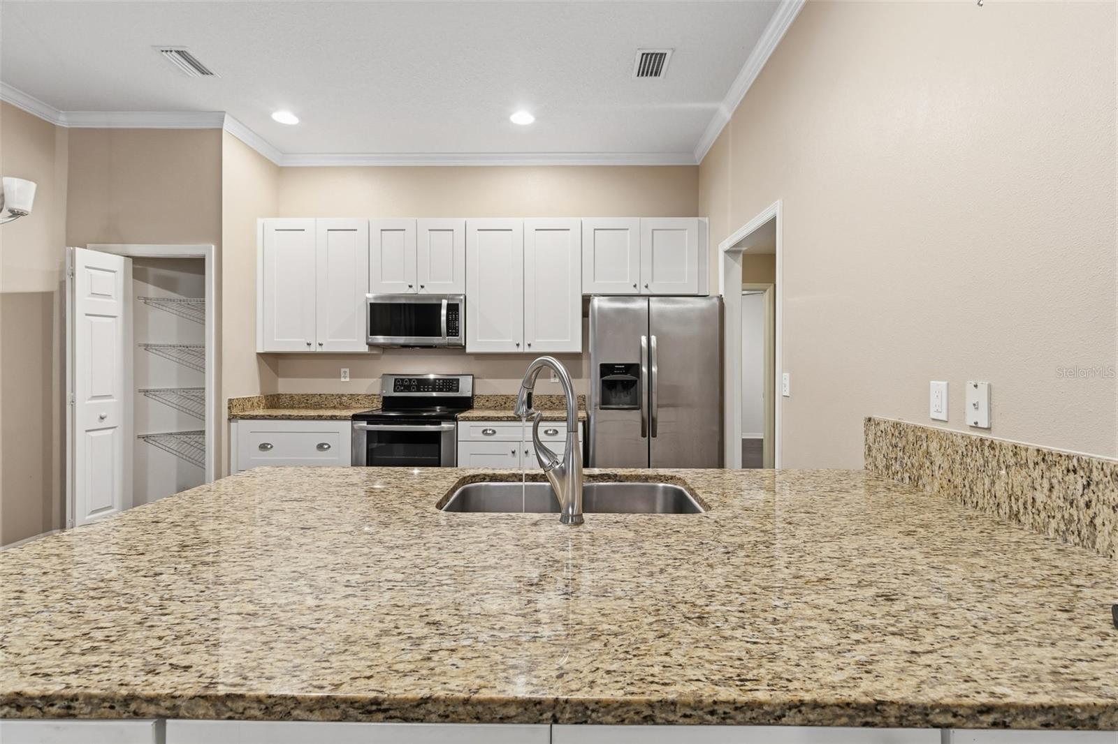 MENTONE CLUSTER PH 8 - Residential
