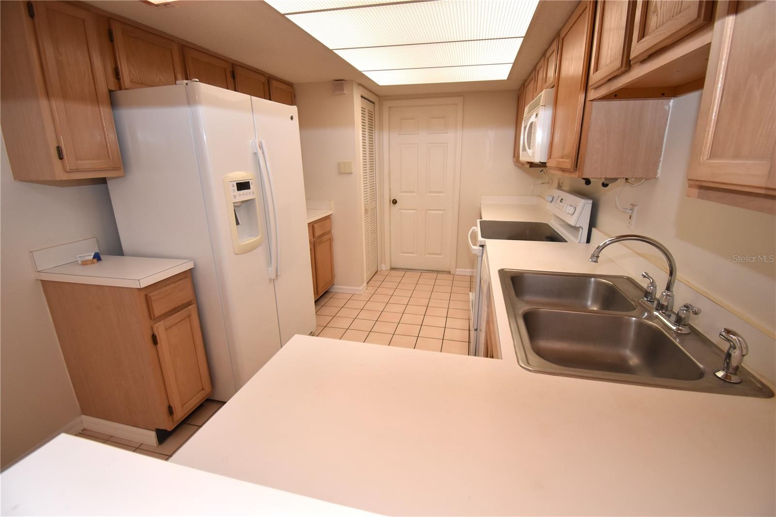 CALUMET AT CENTERGATE 1 - Residential