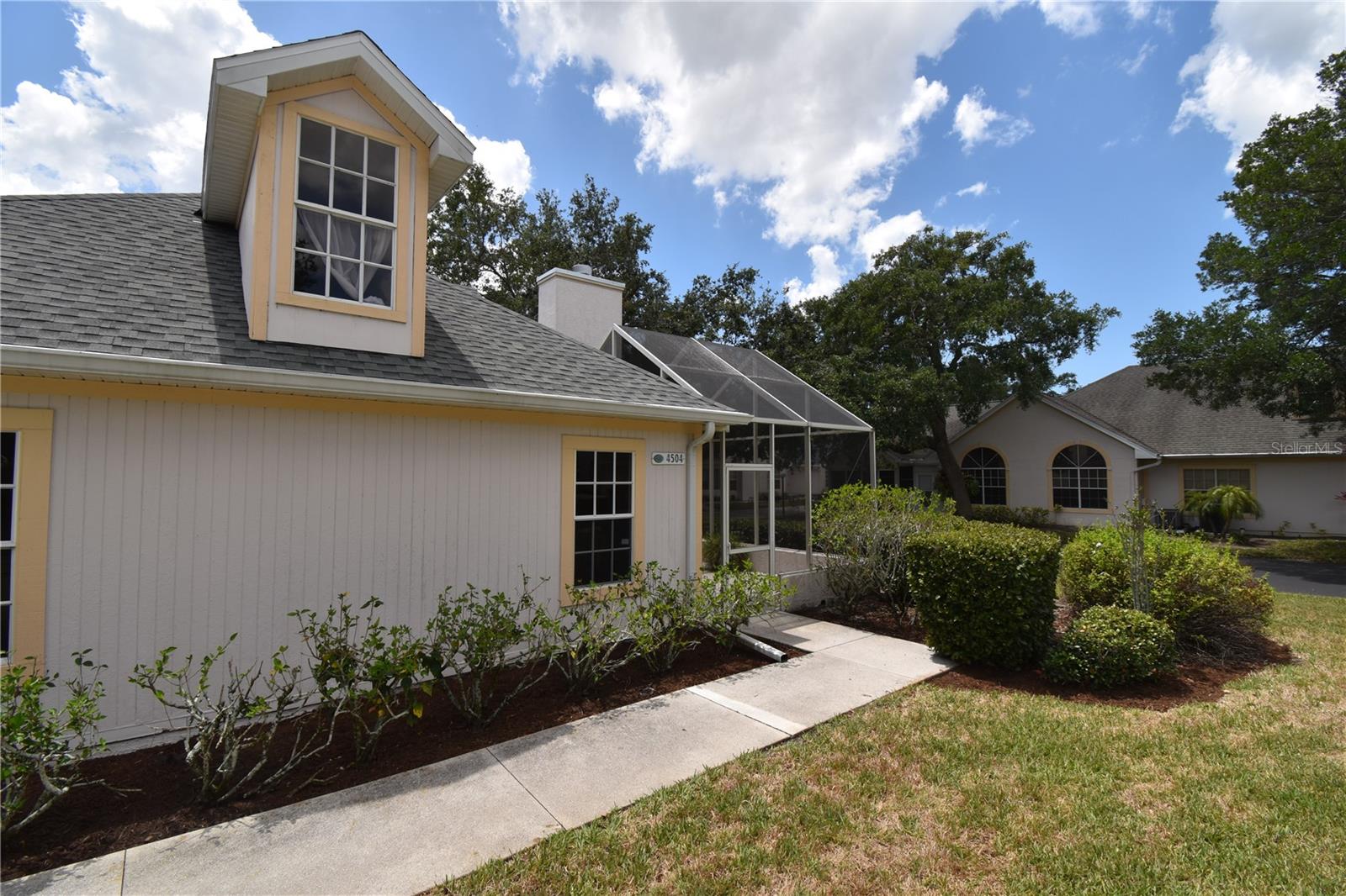 CALUMET AT CENTERGATE 1 - Residential