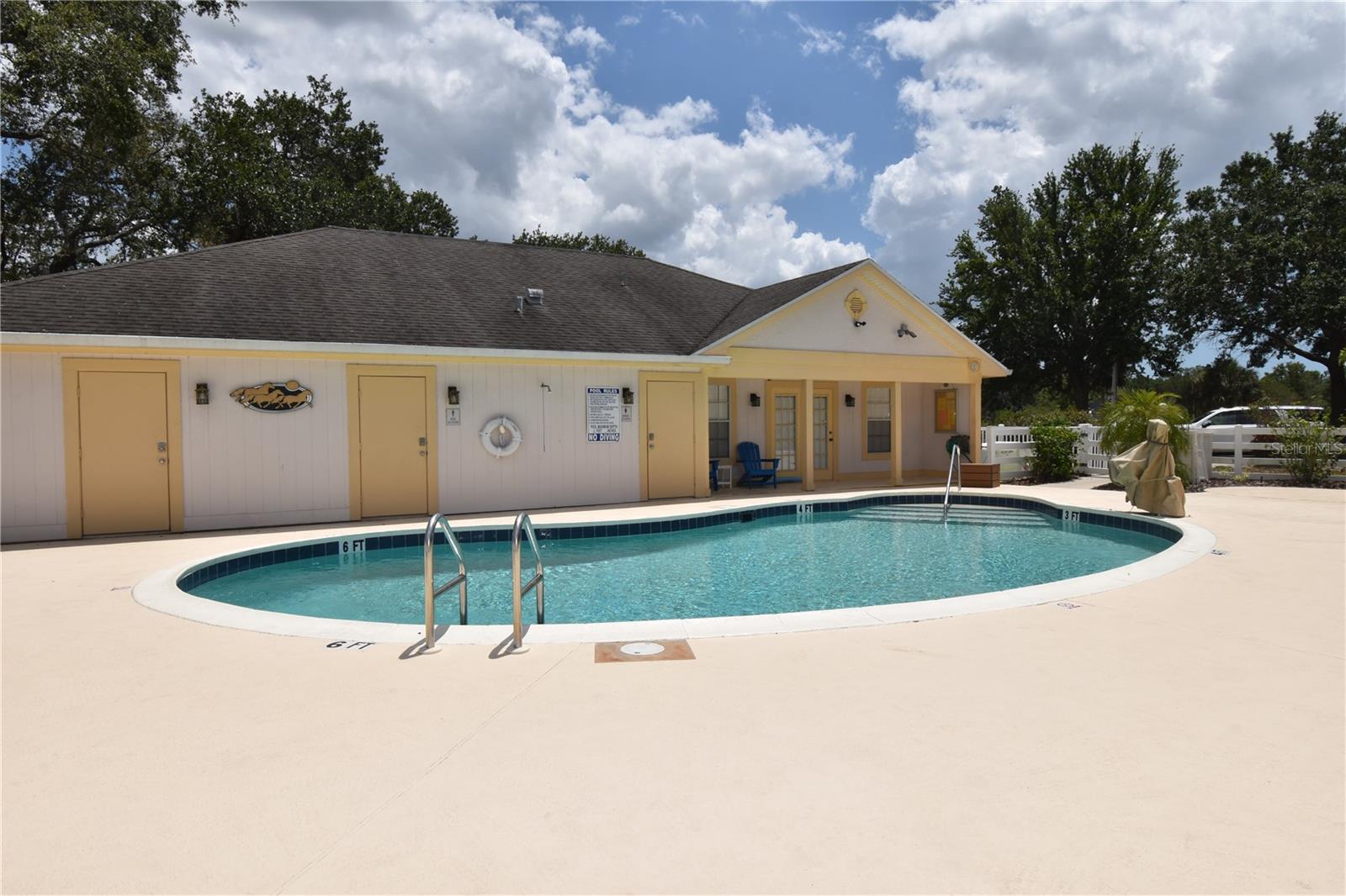 CALUMET AT CENTERGATE 1 - Residential