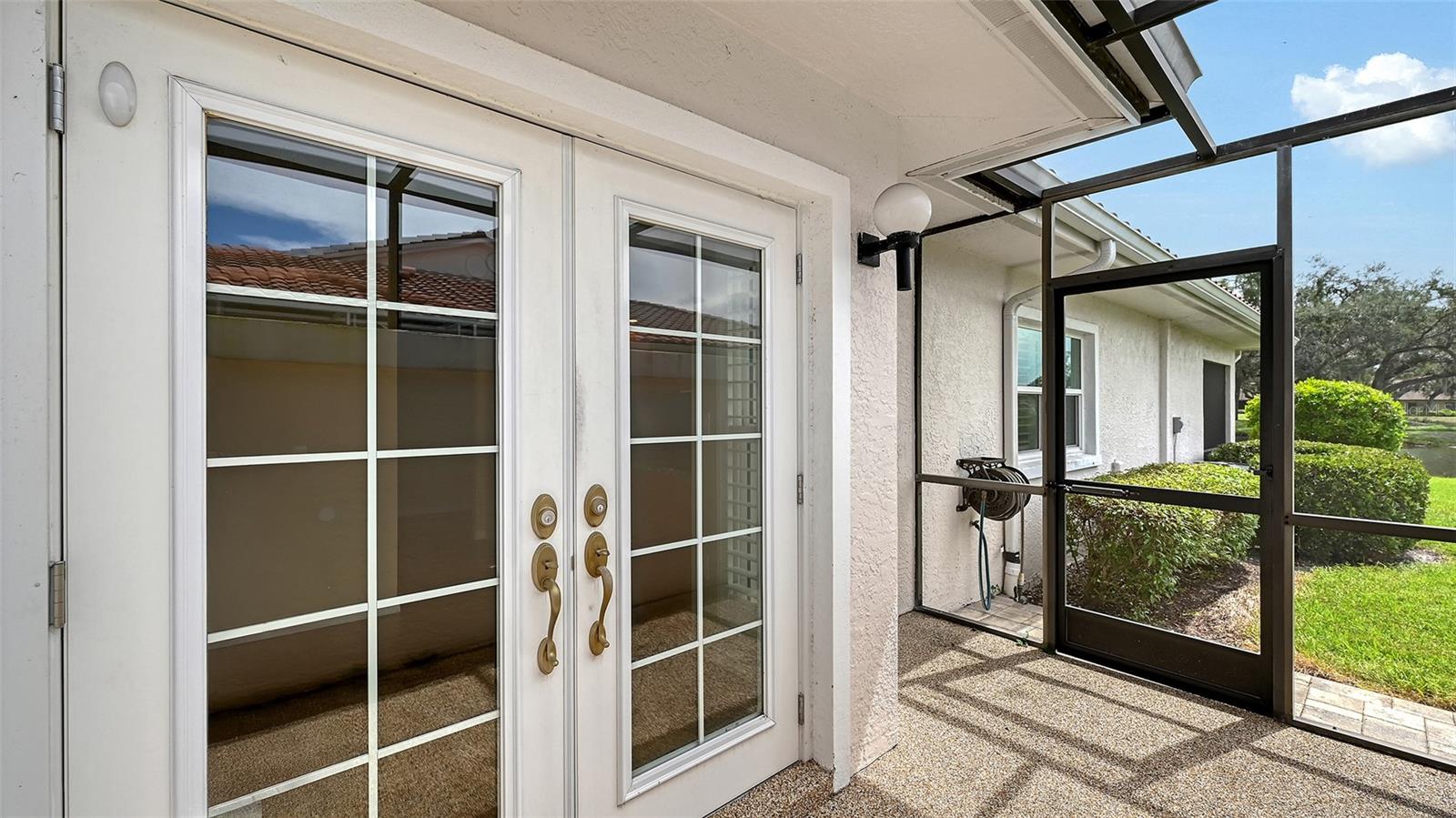 GOLF POINTE AT PALM-AIRE CC SEC III - Residential