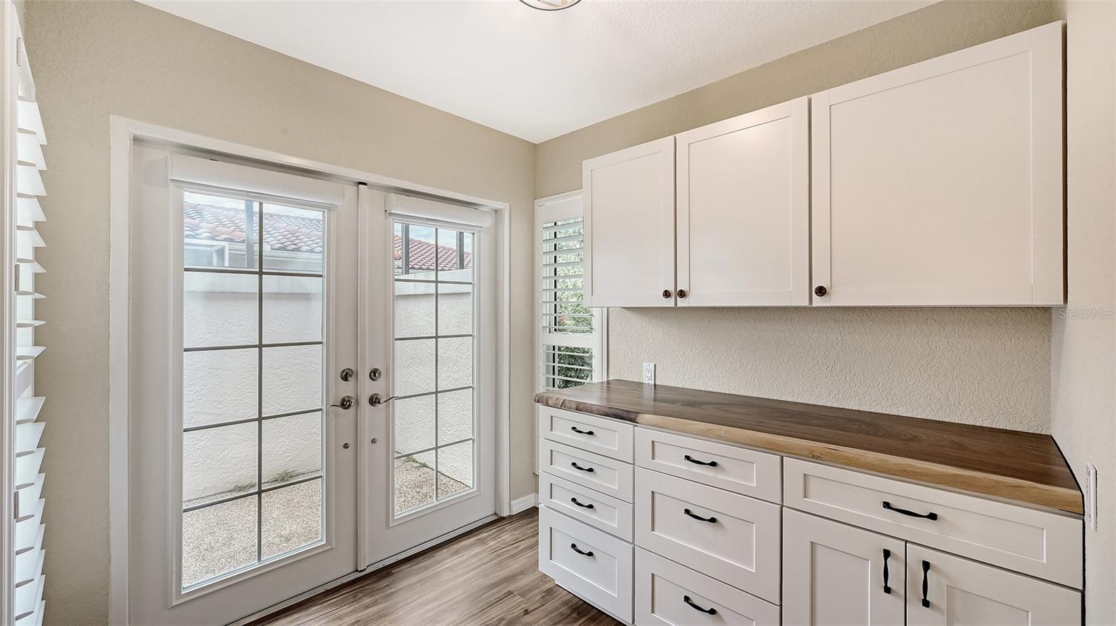 GOLF POINTE AT PALM-AIRE CC SEC III - Residential