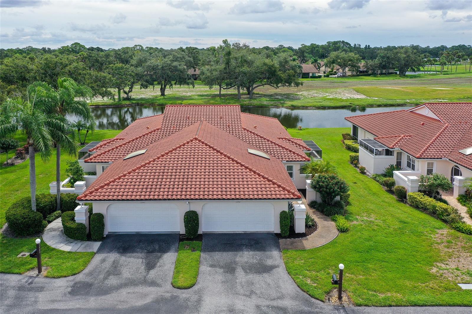 GOLF POINTE AT PALM-AIRE CC SEC III - Residential