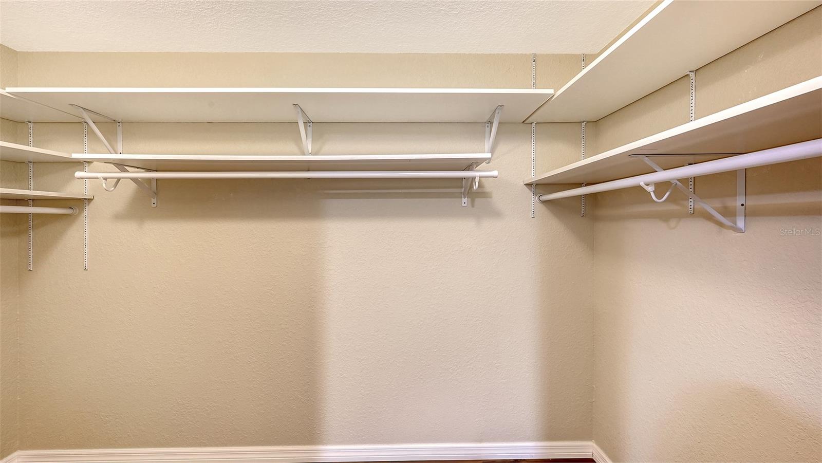 GOLF POINTE AT PALM-AIRE CC SEC III - Residential