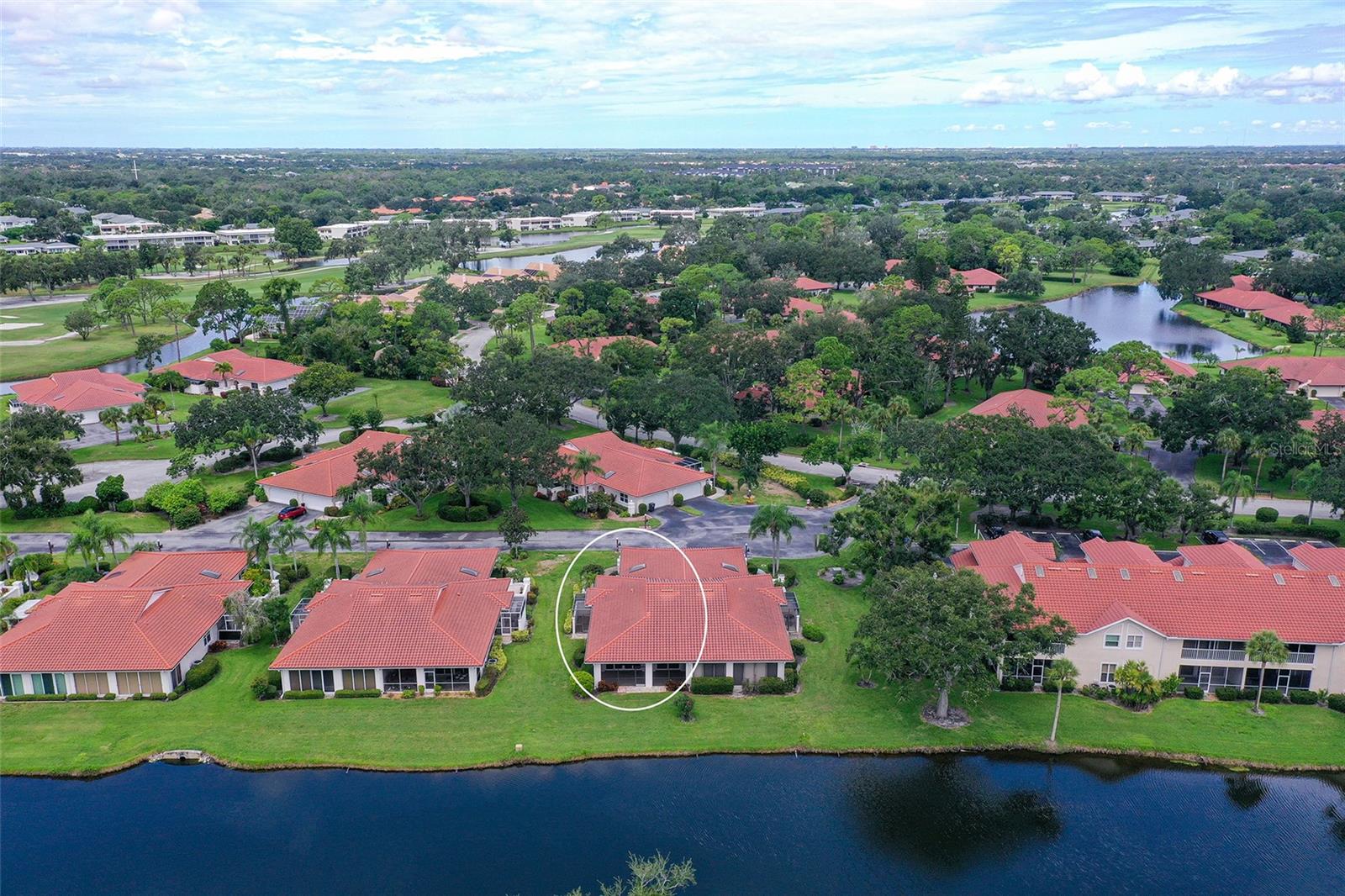GOLF POINTE AT PALM-AIRE CC SEC III - Residential