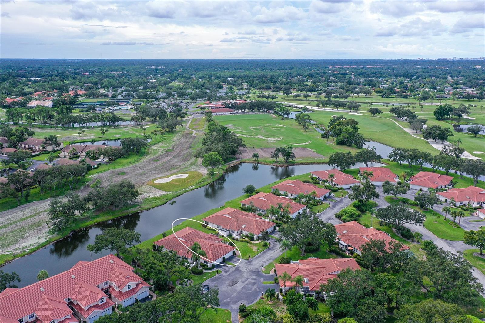 GOLF POINTE AT PALM-AIRE CC SEC III - Residential
