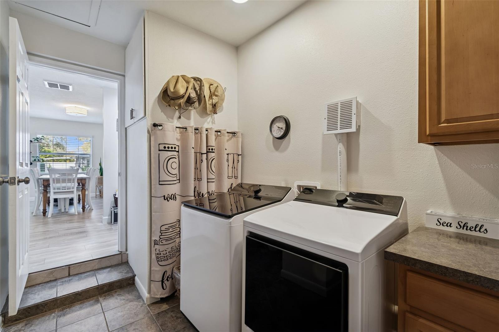 ANITA SUB - Residential