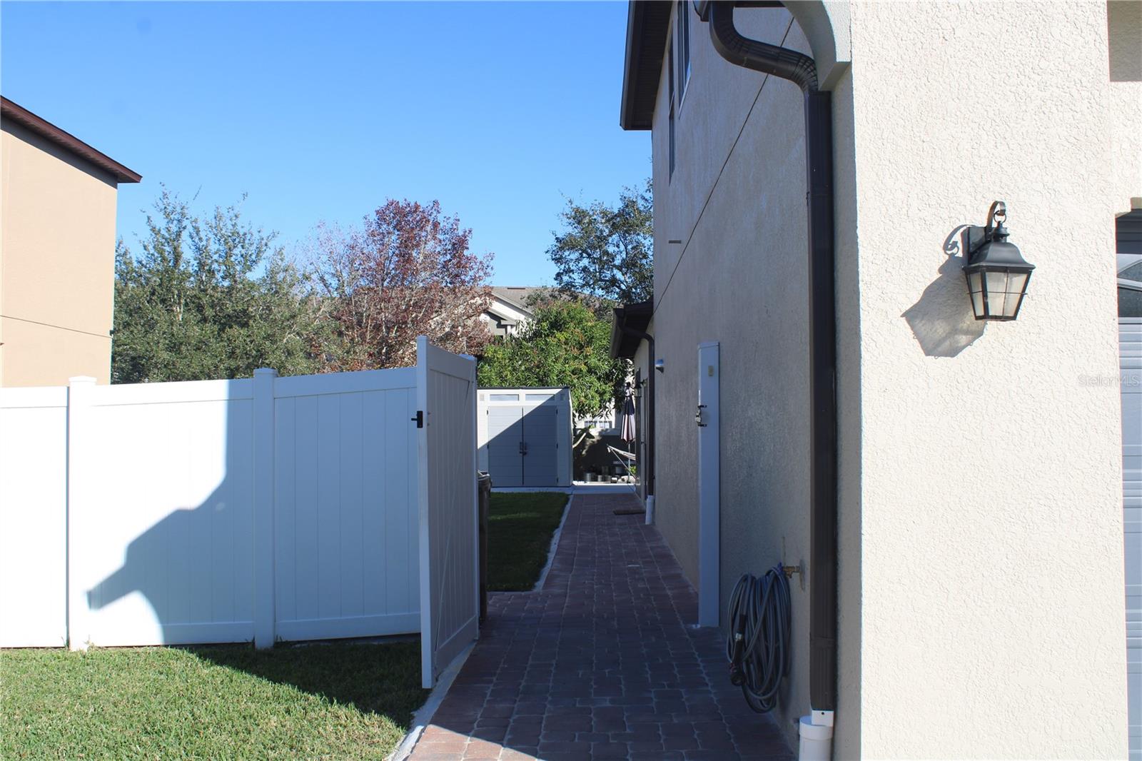 NEPTUNE POINT - Residential