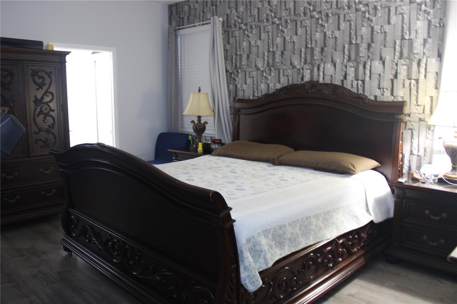 NEPTUNE POINT - Residential