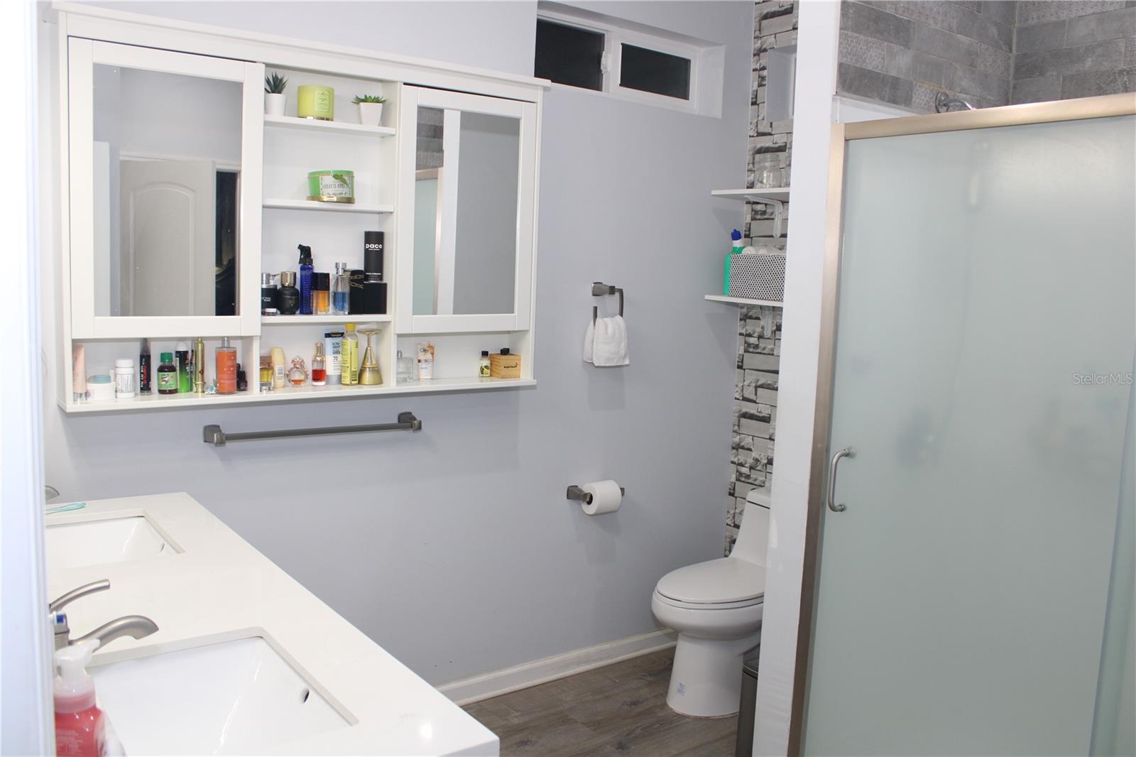 NEPTUNE POINT - Residential