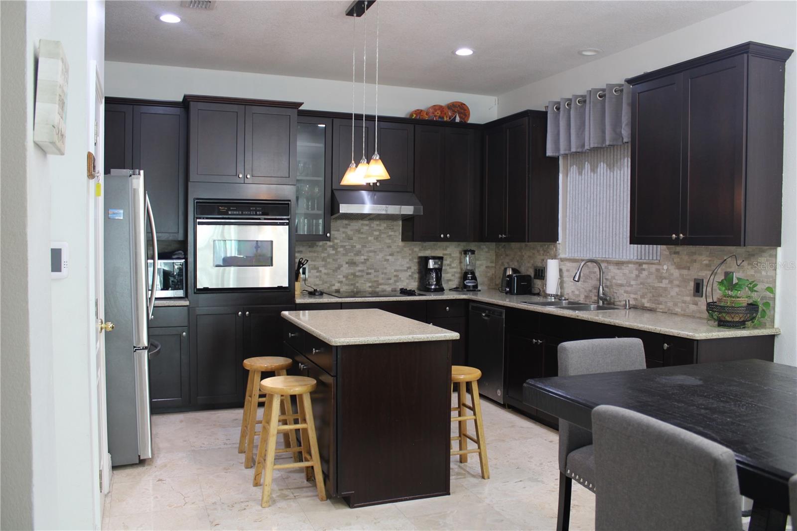 NEPTUNE POINT - Residential